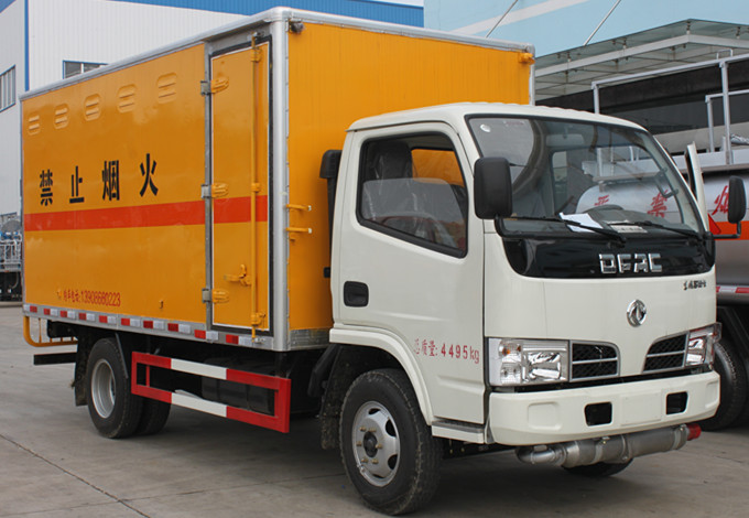 開關(guān)控制電視機(jī)的接法線路圖