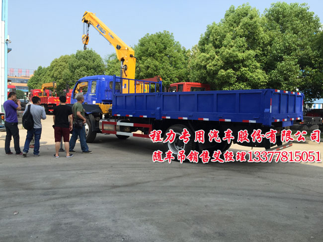 全自動洗衣機電路板所在位置