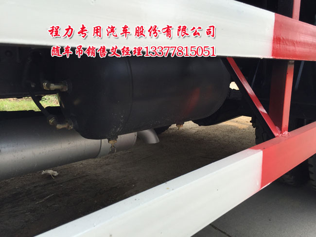 海爾熱水器通電屏幕自己黑了
