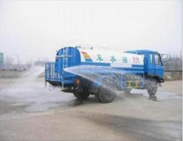 雙缸洗衣機甩干桶清洗
