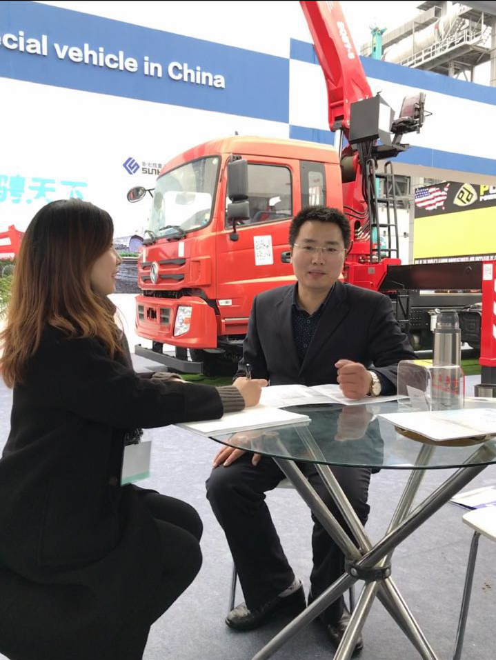 海爾洗衣機進水管拆卸