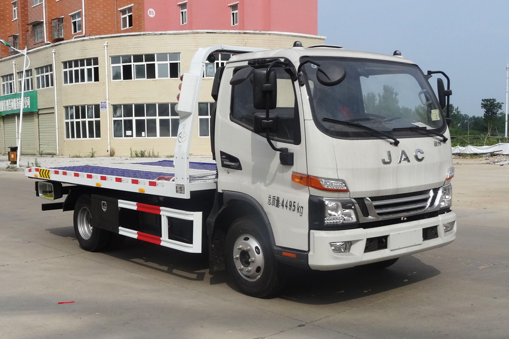 為什么新空調(diào)有味