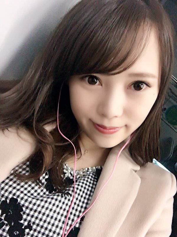 空調(diào)開了一會自動跳閘