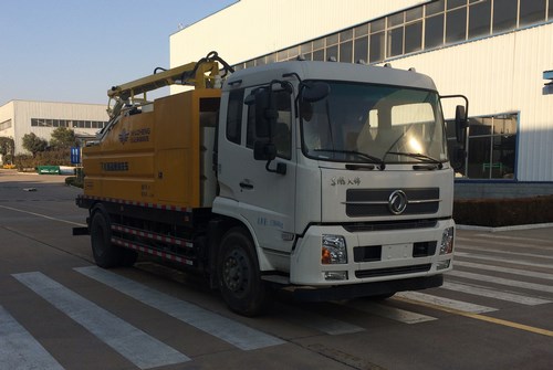 麥克維爾pfs單螺桿冷水機(jī)組故障
