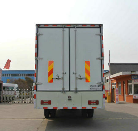 汽車電瓶電壓低收音機會跳臺嗎