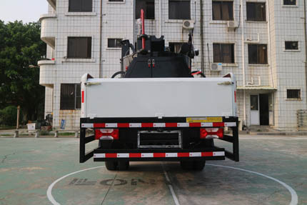 空調(diào)室外機(jī)沒(méi)接地線