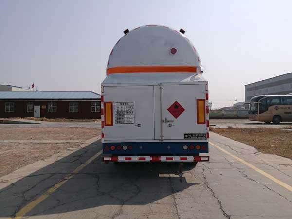 空調三個燈都亮是什么原因
