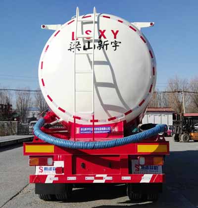 長虹電視機顯示一半白